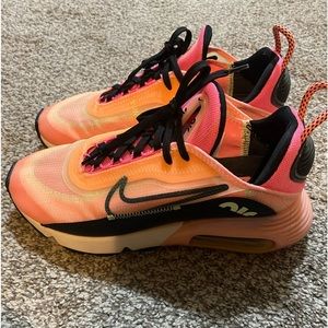 Women’s Nike AirMax 2090 Sneakers